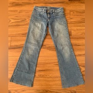 Y2K Low Rise Flared Blue Jeans